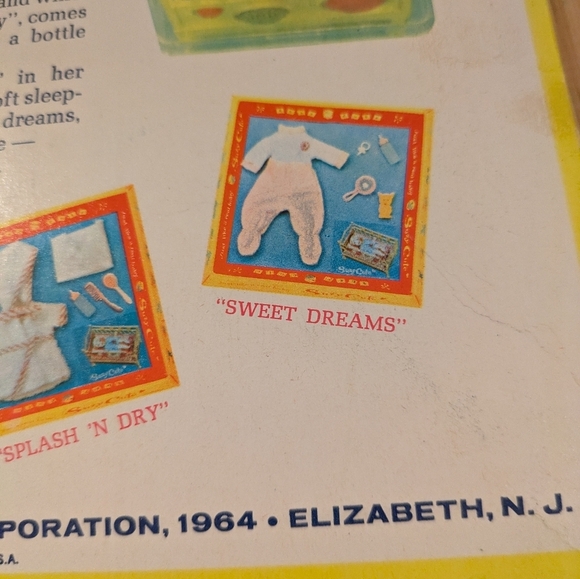 Suzy Cute Doll Outfit Set with Accessories Sealed 1964 Topper Toys - Picture 8 of 12